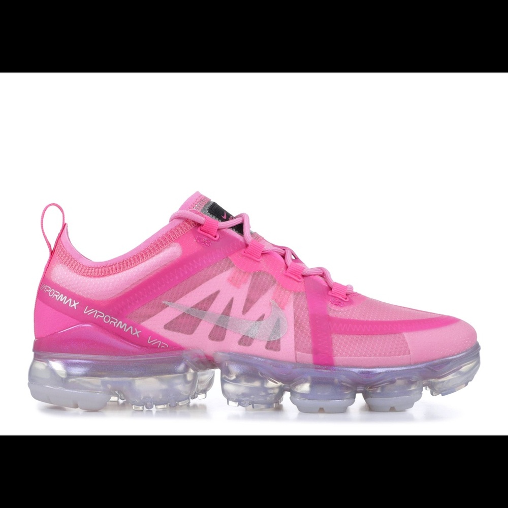 NEW- Nike pink Vapormax  size 8